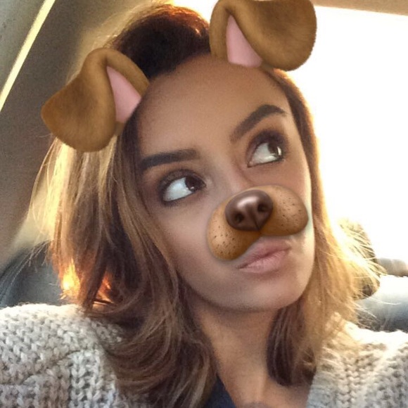 Profile Picture of Brianna Gancitano (@bguac) on Poshmark