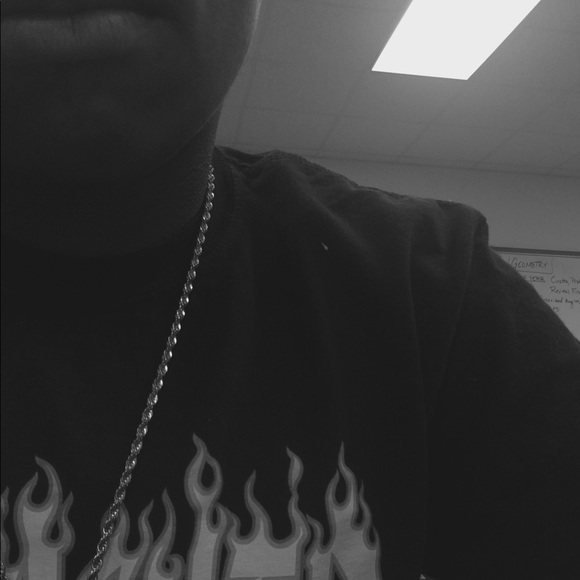 Profile Picture of Devin Gilliam (@lildev4) on Poshmark