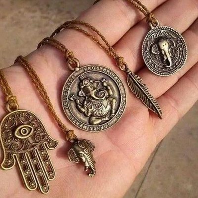 Profile Picture of Zoey Hicks (@zoey833) on Twitter