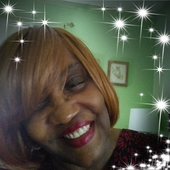 Profile Picture of Sylvia Miller blakely (@smillerblakely) on Poshmark