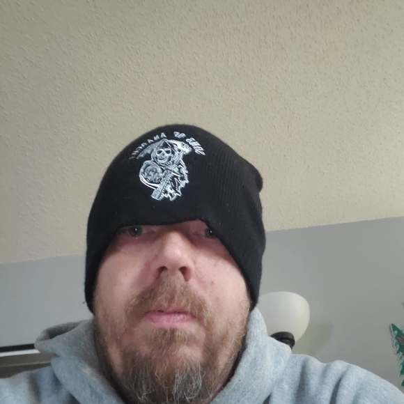 Profile Picture of Matt Steelman (@makms4) on Poshmark