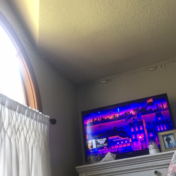 Profile Picture of Ky Antal (@kylannantal) on Poshmark