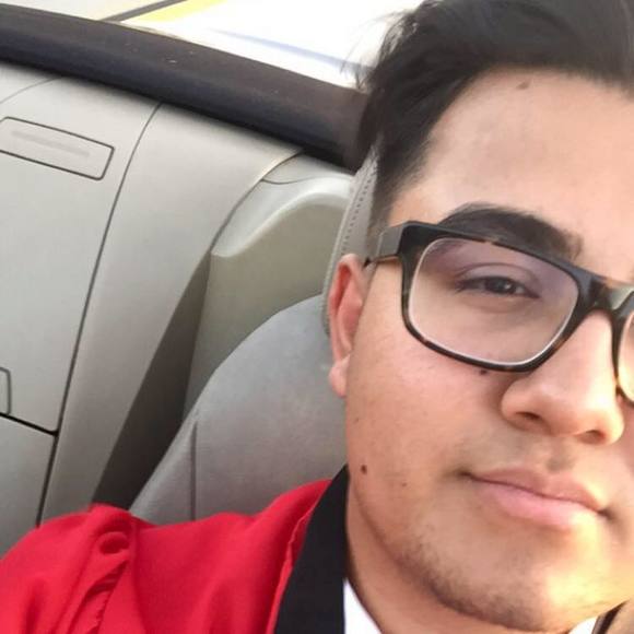 Profile Picture of Mark Cerda (@cerdaanthony) on Poshmark