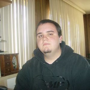 Profile Picture of Brett Lavender (@cloudvssepheroth) on Myspace