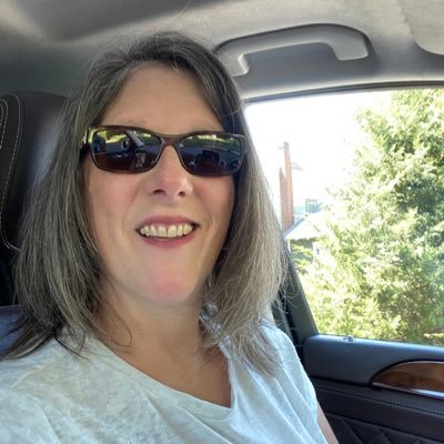 Profile Picture of Karen Bruce (@KarenBruceHC) on Twitter