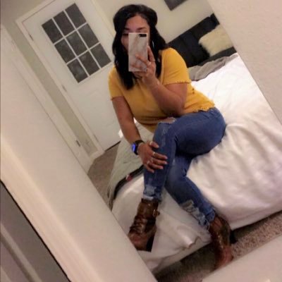 Profile Picture of Kendra 💋 (@kcastillo_bates) on Twitter