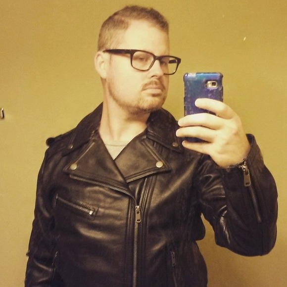 Profile Picture of Jeremy Mcgee (@jeremy988282) on Poshmark