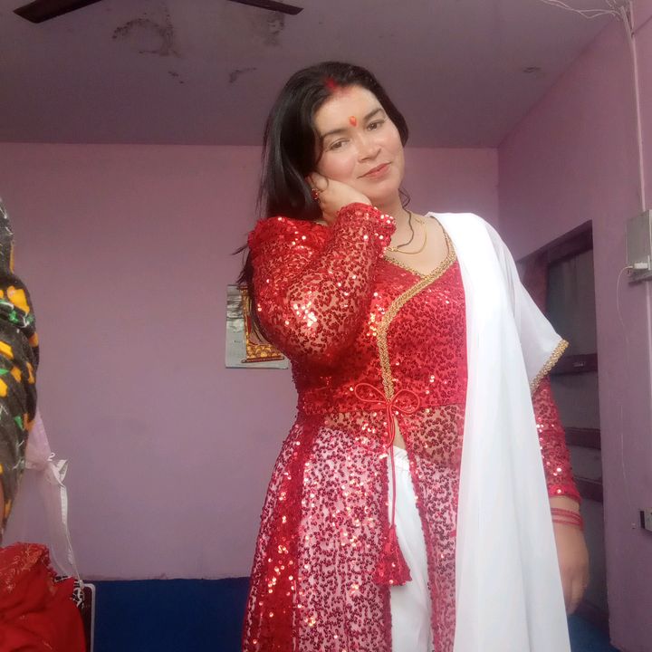 Profile Picture of .. (@amishamaya4) on Tiktok
