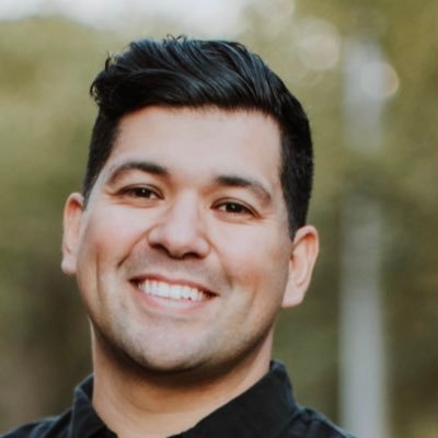 Profile Picture of Steven (@stevenbrea) on Twitter