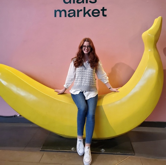 Profile Picture of Carly Aller (@mod_dexy) on Poshmark