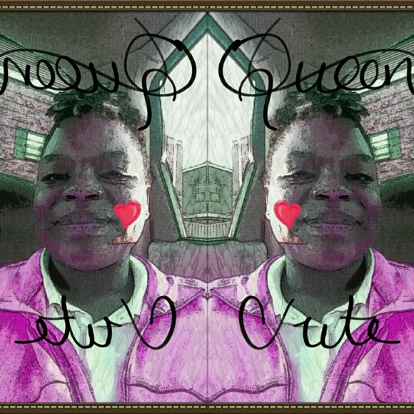 Profile Picture of Tyliaia Tyliaia (@tyliaiaqueen) on Poshmark