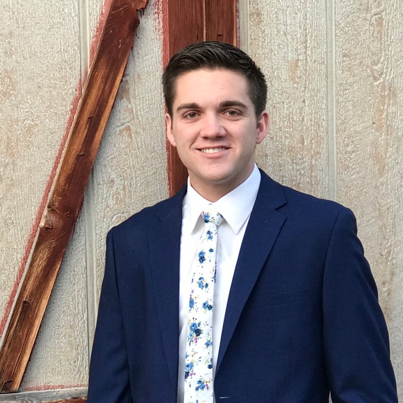 Profile Picture of Austin Ison (@austinison) on Poshmark