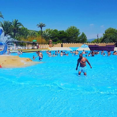 Profile Picture of Daniel Vasile (@teteutz) on Twitter