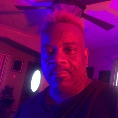 Profile Picture of Shawn Raynor (@raynor_shawn) on Twitter