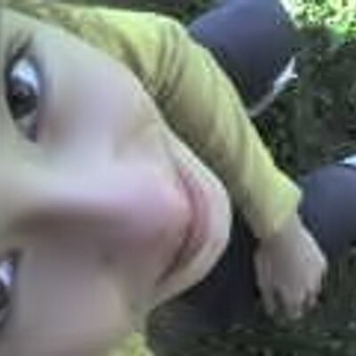 Profile Picture of Amanda Schu Ponath (@amandaponath) on Twitter