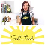 Profile Picture of Jacquelyn Jones (@starvingandsingle) on Instagram