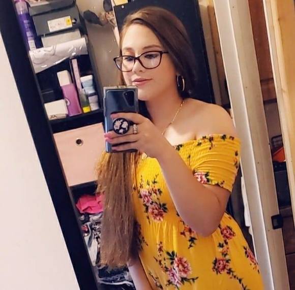 Profile Picture of Maria Chazaro (@chazaromaria) on Poshmark