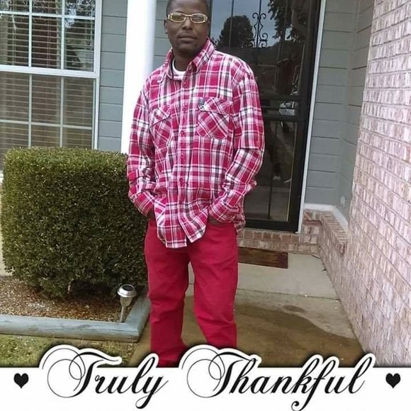 Profile Picture of Marcus Owens (@marcus_o) on Poshmark
