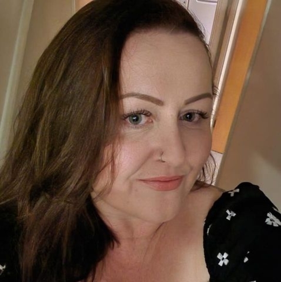 Profile Picture of Clare Jacobs (@clare_jacobs) on Poshmark