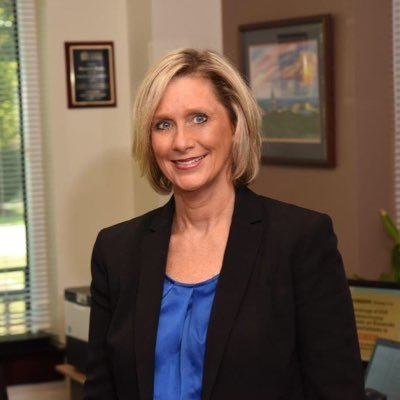 Profile Picture of Rhonda Rhodes (@RhondaRRhodes) on Twitter