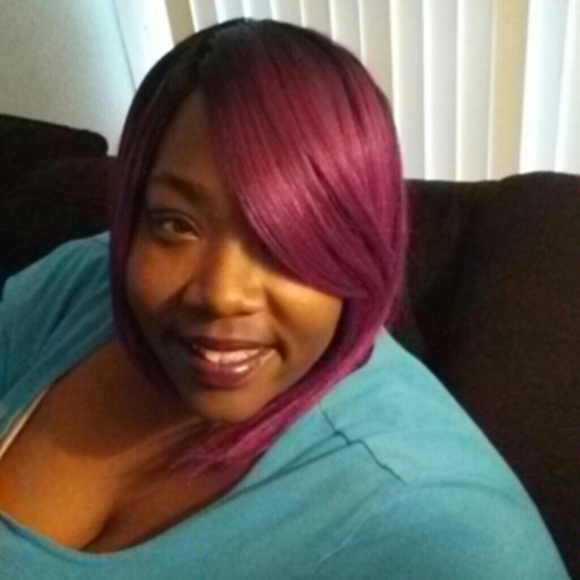 Profile Picture of Ladonna Franklin (@mzsugerfoot) on Poshmark