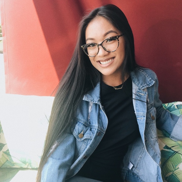 Profile Picture of Maxeen Jade (@maxeenjade) on Poshmark