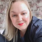 Profile Picture of Danni Fraser | Chronic Illness Educator & Advocate (@fnd_mama) on Instagram