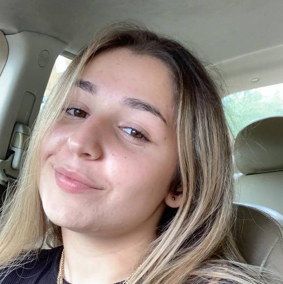 Profile Picture of Jasmine Tawfiq (@jasmine_tawfiq) on Poshmark