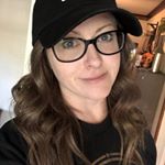 Profile Picture of Danielle (@rusty_shovels) on Instagram