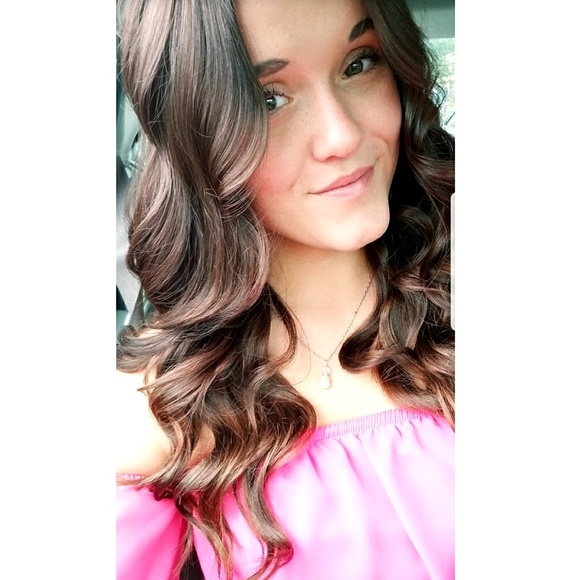 Profile Picture of Lorelle Mcdonough (@lorellek) on Poshmark