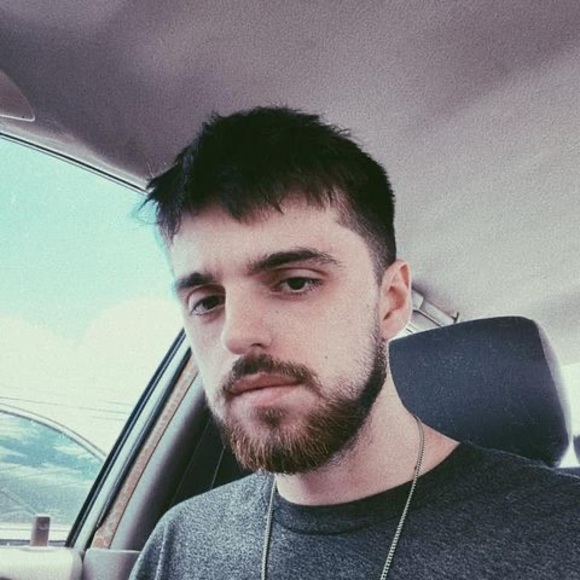 Profile Picture of Josh Standridge (@hiddengemspromo) on Poshmark