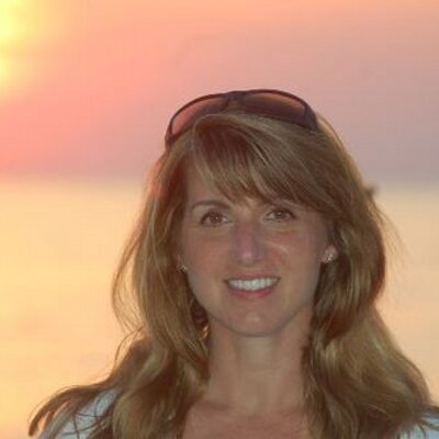 Profile Picture of Lori Klein (@Loriforlaughs) on Twitter