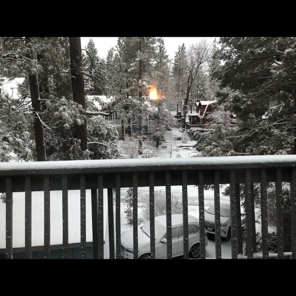 Eiman Akhavan - Poshmark Profile Picture of Eiman Akhavan (@eimanm) on Poshmark