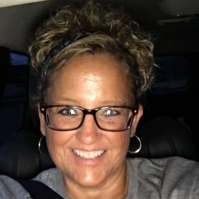 Profile Picture of Erin S. (@ErinSharp1) on Twitter