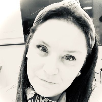 Profile Picture of Rebecca Mutter (@MutterRebecca) on Twitter