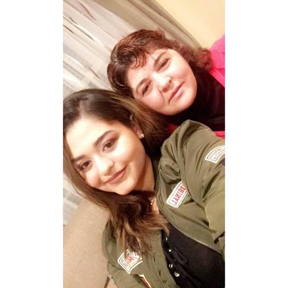 Profile Picture of Sehriban Isik-kartal (@kartal_sehri) on Poshmark