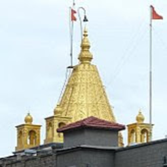 Profile Picture of B Vanisree (@bvanisree) on Poshmark