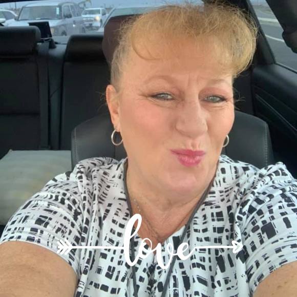 Profile Picture of Ladina England (@diane67england) on Poshmark