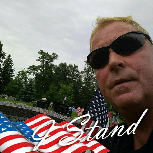 Profile Picture of Scott Dobbelaere (@dobbscott53) on Poshmark