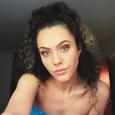 Profile Picture of Jess ★ (@jess_mar4) on Twitter