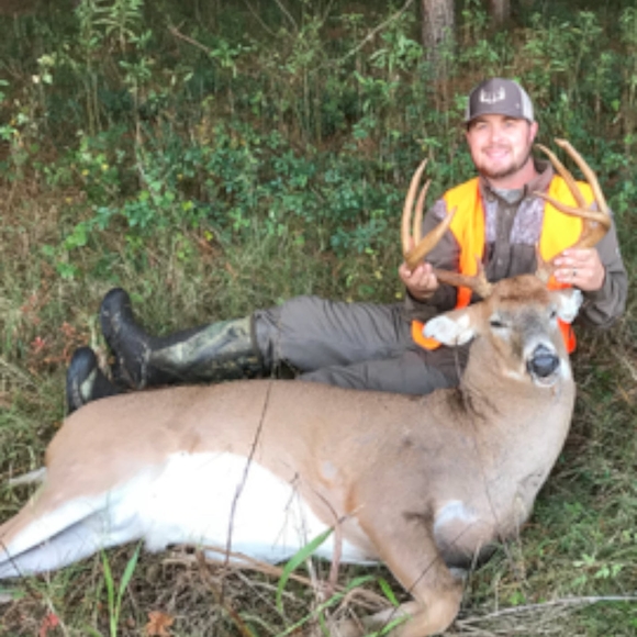 Profile Picture of Deven Nobles (@devennobles) on Poshmark