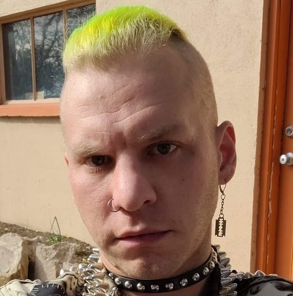 Profile Picture of Michael Maassen (@shmileydog) on Poshmark