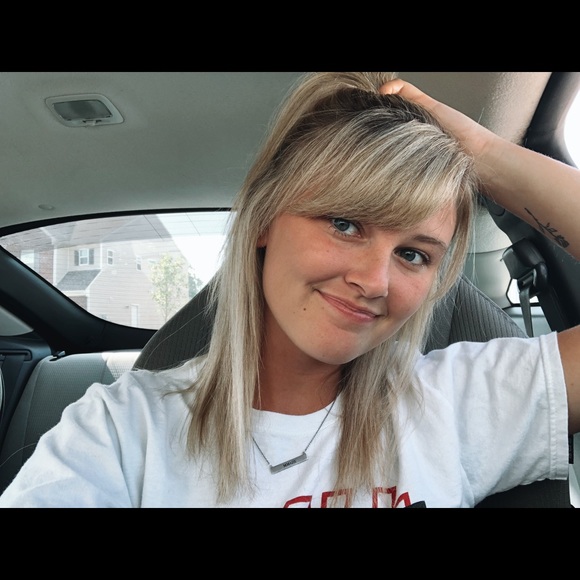 Profile Picture of Michaela Marshall (@michaelarae18) on Poshmark