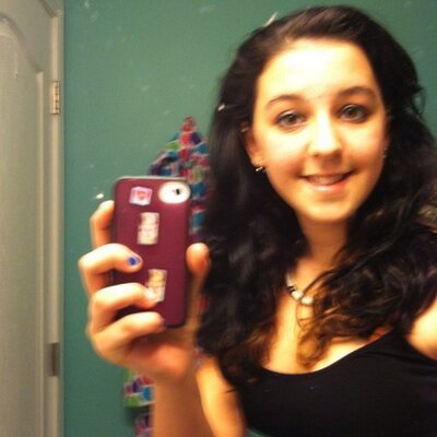 Profile Picture of Olivia Tetreault (@TetreaultO) on Twitter