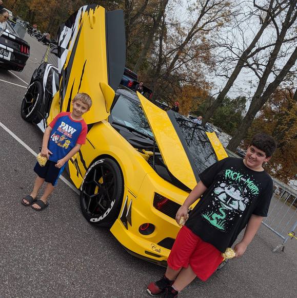 Profile Picture of Mike Brock (@mikebrock) on Poshmark