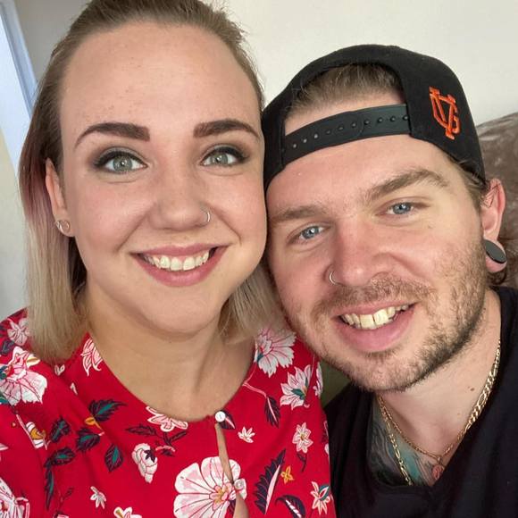 Profile Picture of Aaron Felton (@afelt1991) on Poshmark