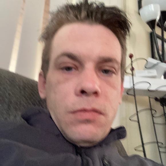 Profile Picture of Tony Matthews (@tonymatthews811) on Poshmark