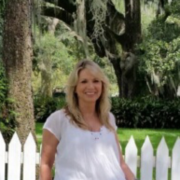 Profile Picture of Robbie Patterson (@meams858) on Poshmark