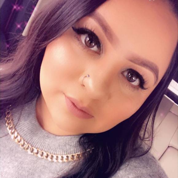 Profile Picture of Cristy Luna (@cristyluna5) on Poshmark