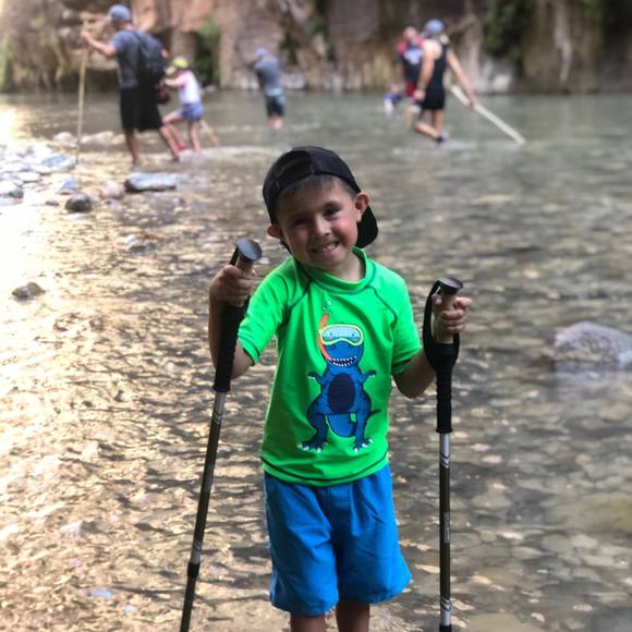 Profile Picture of Juan Tarula (@gmtech13) on Poshmark